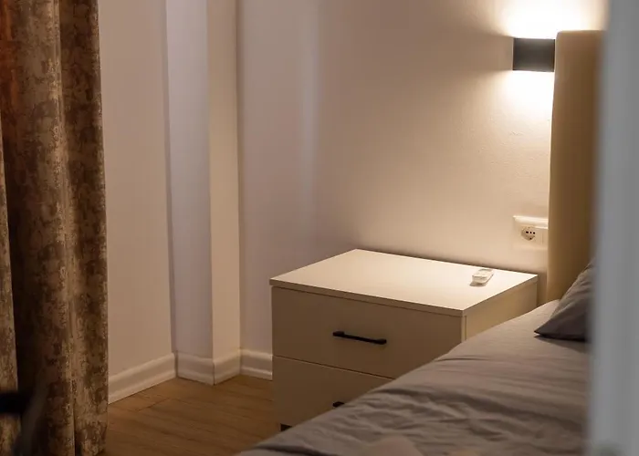 Dream & ティラナ